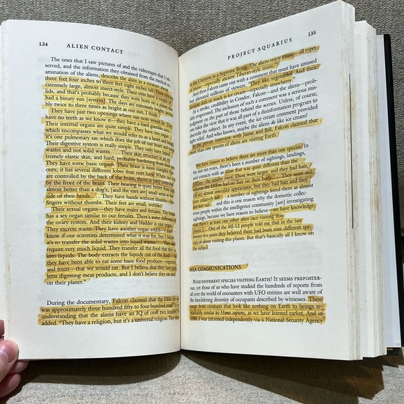 Alien Contact Top Secret UFO Files Revealed Book by Timothy Good - Picture 7 of 10